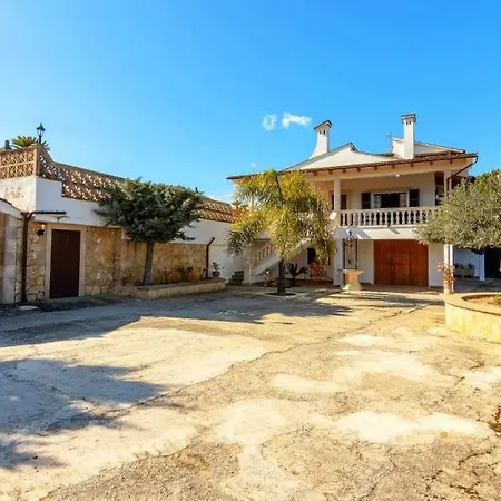 Barbara In Villa